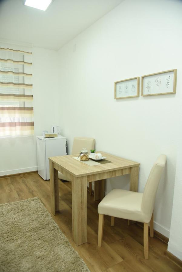 Apartmani Sofronic Loznica 1 Kültér fotó